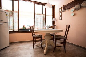 In-room dining - Portineria 23 vicino a Ortigia (Syracuse)