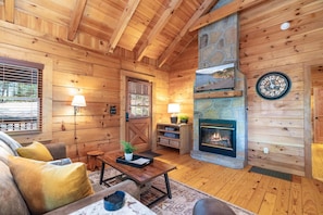 TV, fireplace, offices