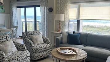 Smart TV, computer monitors