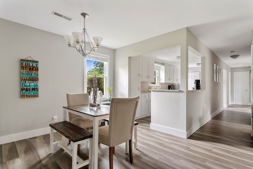 Relaxation and Location - The Lowcountry Cottage