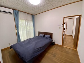 6 多间卧室、熨斗/熨衣板、免费 WiFi、床单