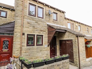 Cottage | Front of property