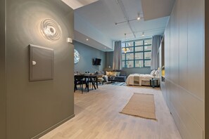 Atelier Studio | Literie hypoallergénique, décor unique, ameublement unique