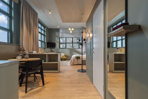 Studio Executive | 1 sovrum, allergitestade sängkläder och individuell inredning