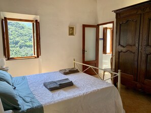 2 Schlafzimmer, Schreibtisch, kostenloses WLAN, Bettwäsche