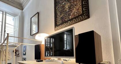 Dream house, 80M2, frescoed vault
