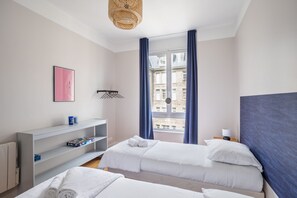 2 chambres, fer et planche à repasser, Wi-Fi gratuit, draps fournis