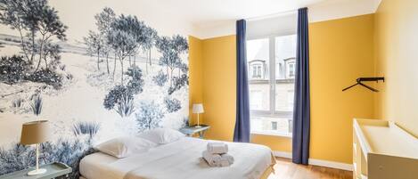 2 slaapkamers, een strijkplank/strijkijzer, gratis wifi, beddengoed
