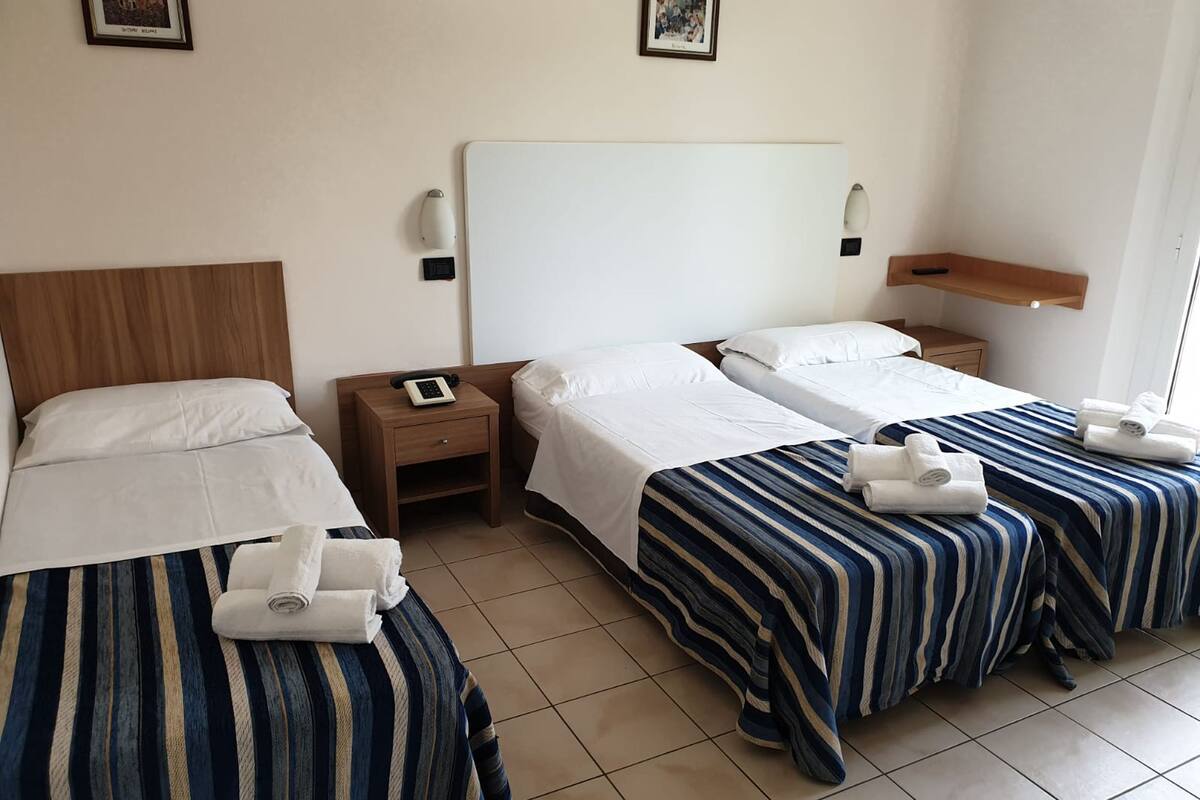 Triple Room