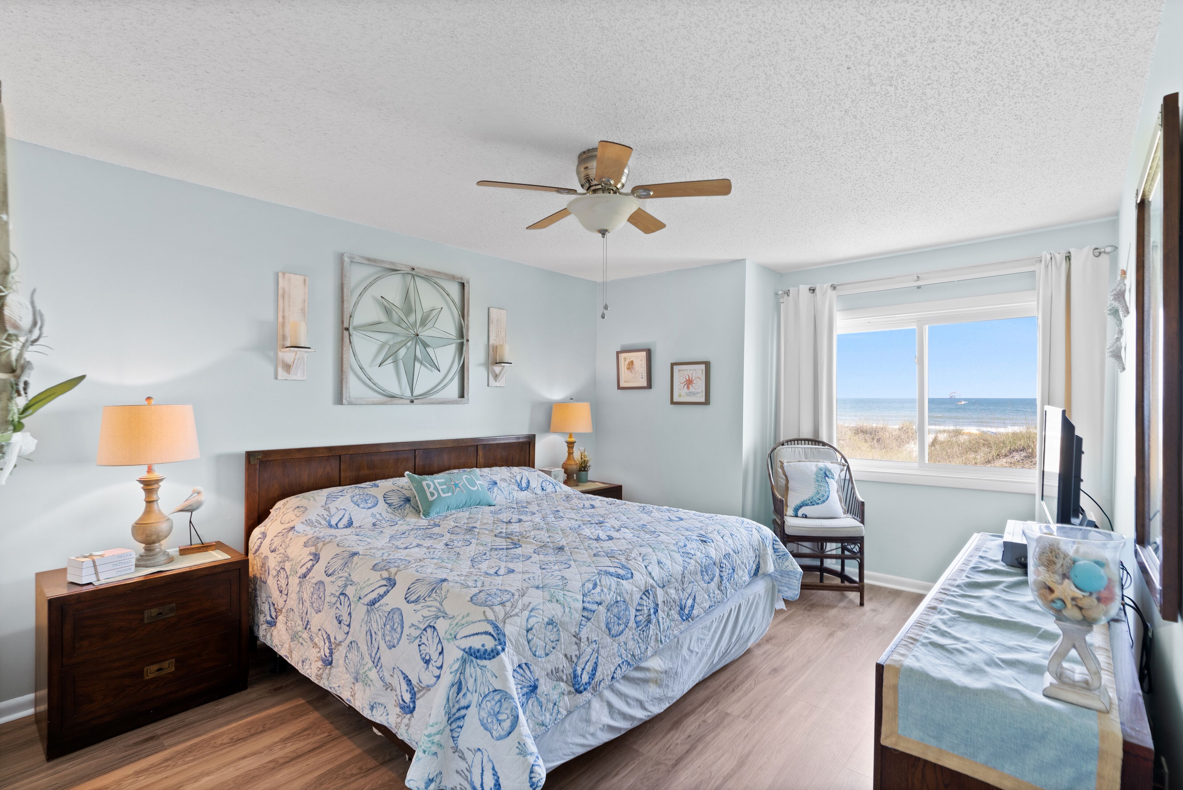 Ocean Garden Villas E1-2br/2ba Oceanfront Condo In Crescent Beach - North Myrtle Beach, SC