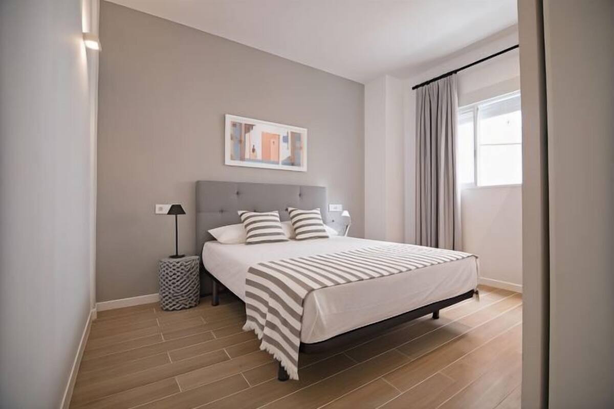 1 chambre, coffres-forts dans les chambres, bureau