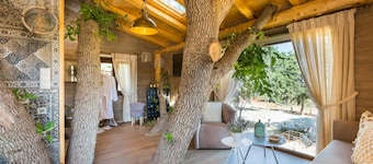 Stolidi mou threehouse