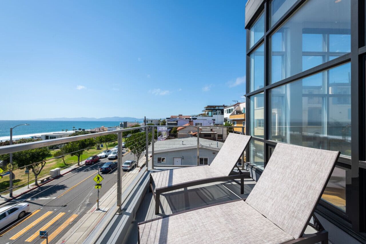 Stunning Panoramic Ocean Views Penthouse Hot Tub