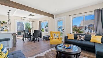 Smart TV, fireplace, table tennis, books