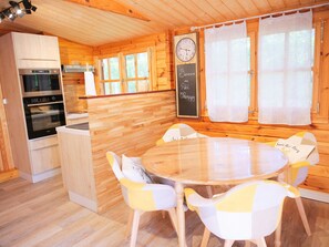 Interior - LE Petit Champigny (Souzay-Champigny)