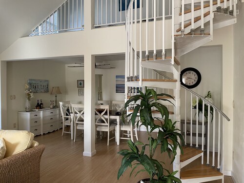 Vacation home within walking distance to Bowman Beach