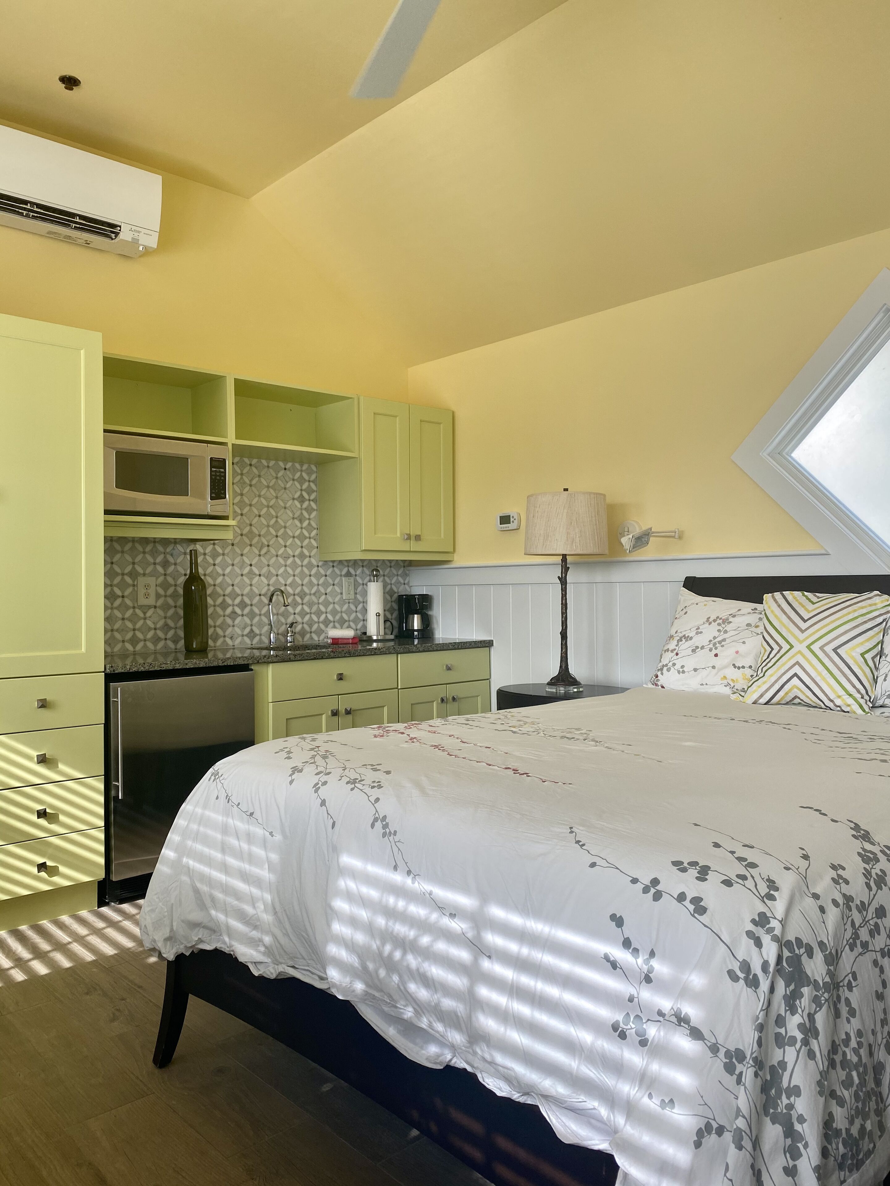 Charming Studio / Cottage In Marina Bhi & Shoals Club Available - Bald Head Island, NC