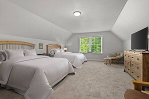 3 bedrooms, WiFi - The Slopes Lodge, Recently Updated, 4mi to Mt Snow (Dover)