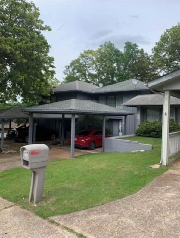 Property grounds - Many Moons Townhouse Heated Pool, Rivers, Lakes, and Golf Getaway (Cherokee Village)