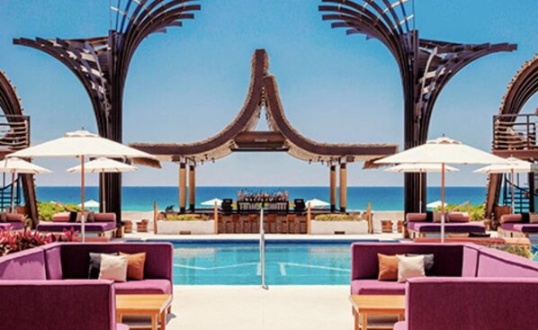 Indoor pool, outdoor pool