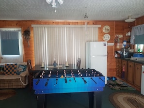 Spielezimmer