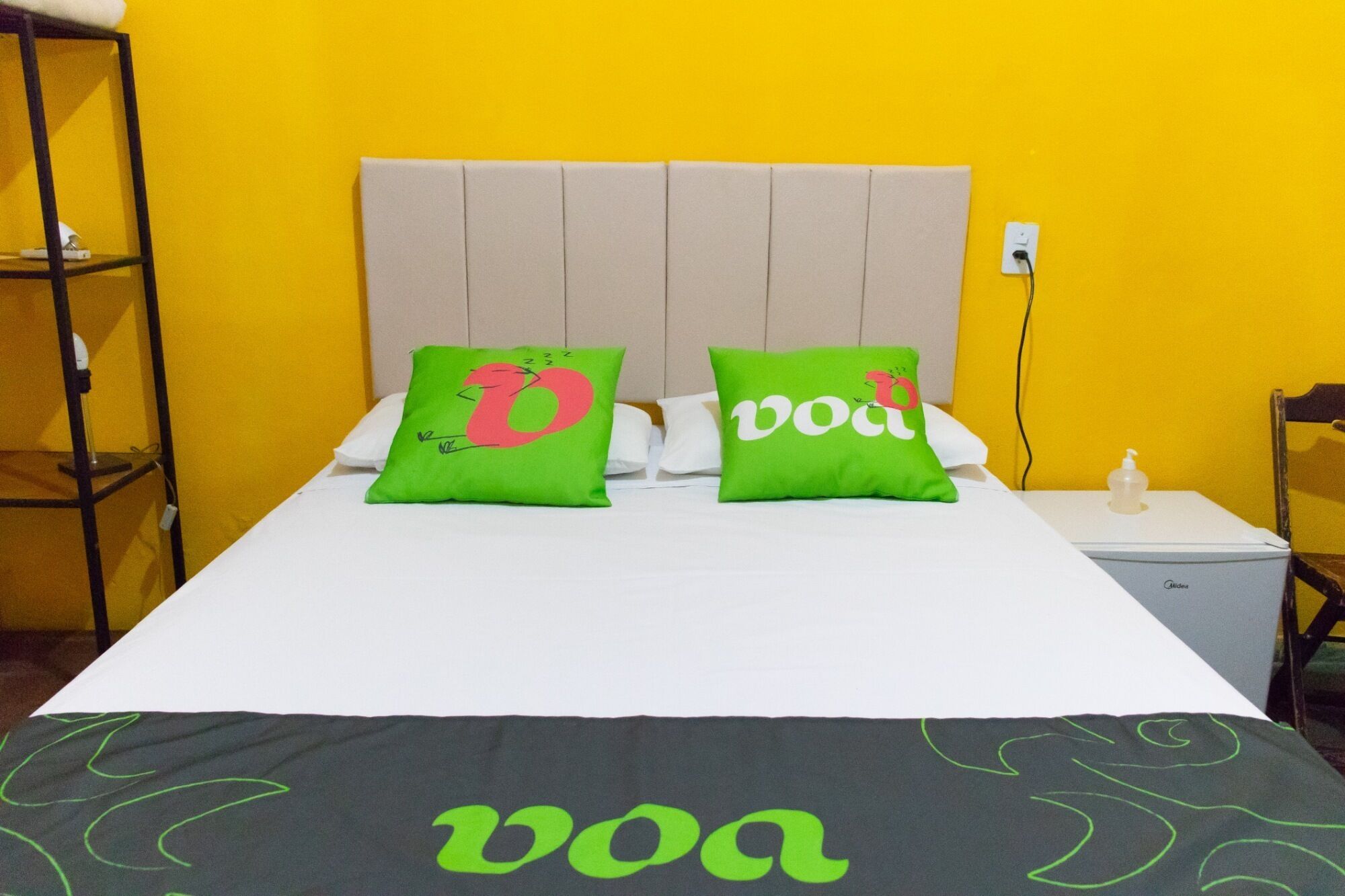 標準雙人房 | 迷你吧、免費無線上網