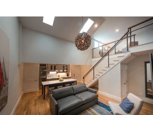 2 Bedrooms + Loft - Located in the Center of Town