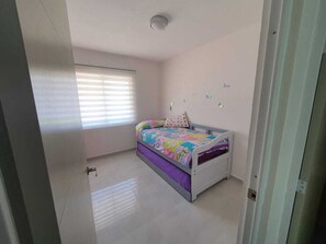 2 bedrooms, free WiFi, bed sheets