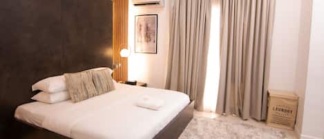 2 室のベッドルーム、デスク、アイロン / アイロン台、WiFi (無料)