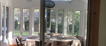 Fully Furnished Seneca Lake Lakefront Rental