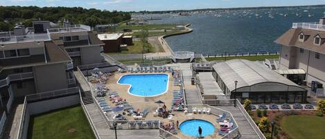 Indoor pool, seasonal outdoor pool, pool umbrellas, sun loungers