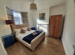 Comfort Apartment | 3 bedrooms, free WiFi - Dartford RSG House (Dartford)