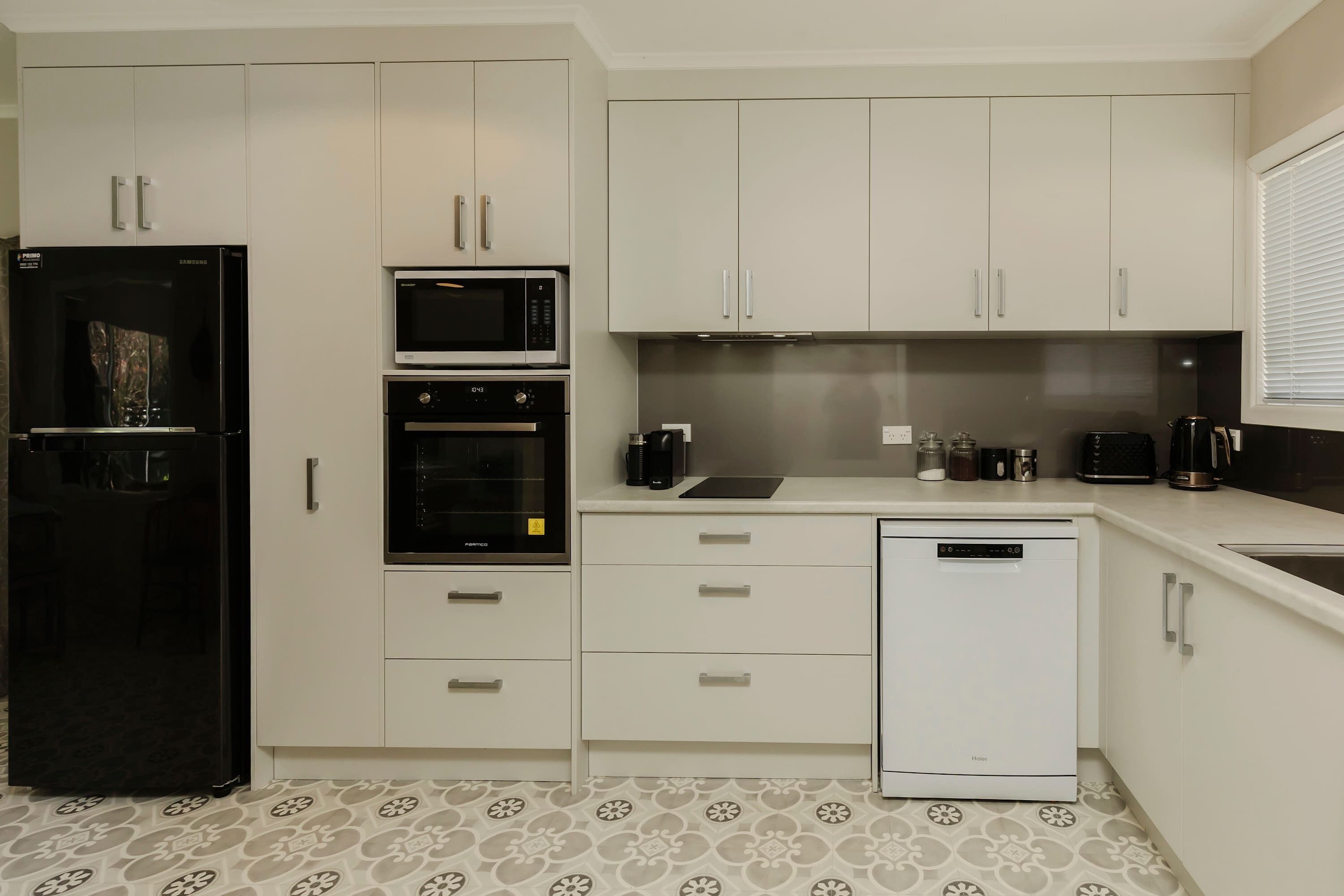 Fridge, microwave, oven, dishwasher