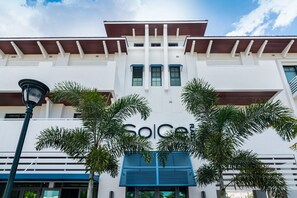Exterior - SOCE FLATS 302 - Brand New Olde Naples Condo Steps to 5th Ave S! (Naples)