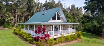 Private Country Cottage | 2+ Bedroom on 1-acre | 5 mins to Kamuela town