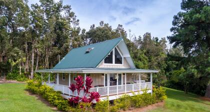 Private Country Cottage | 2+ Bedroom on 1-acre | 5 mins to Kamuela town