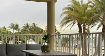 Waterfront condo overlooking Palm Beach