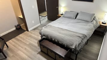 2 makuuhuonetta, silitysrauta/-lauta, Wi-Fi, vuodevaatteet