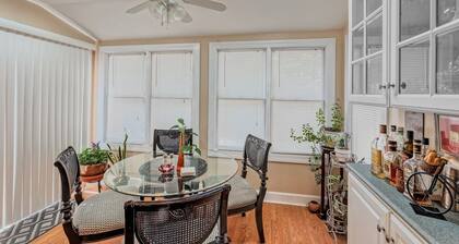 Highlands Bungalow Close to All / 3000+ sq ft