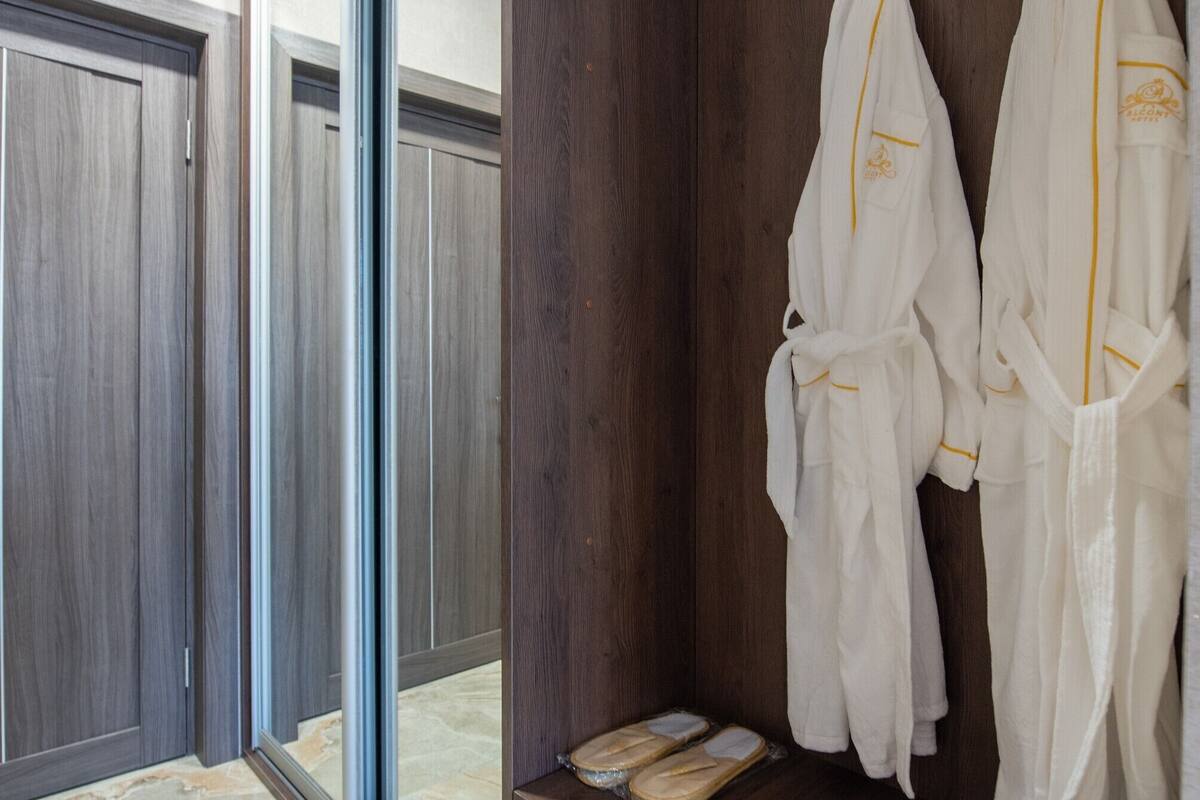 Standard Double or Twin Room | 1 bedroom, in-room safe, desk, free WiFi
