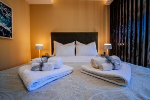 In-room safe, iron/ironing board, travel cot, free WiFi