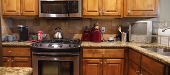 Gorgeous Townhouse West Little Rock