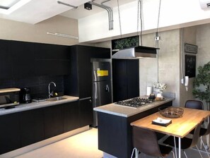 Fridge, microwave, oven, stovetop