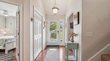 4 soveværelser, skrivebord, strygejern/strygebræt, gratis Wi-Fi