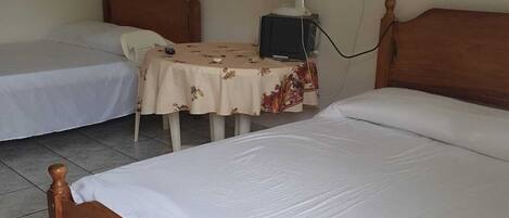 1 makuuhuone, ilmainen Wi-Fi, vuodevaatteet