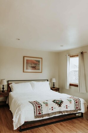 熨斗/熨衫板、可攜式嬰兒床、Wi-Fi、床單