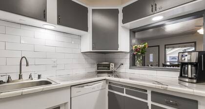 Charming 3 Bedroom 2 Bath Home in Chico’s Peaceful Avenues