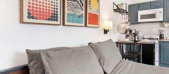 Chic Guesthouse Near Downtown | Stylish, Private & Cozy