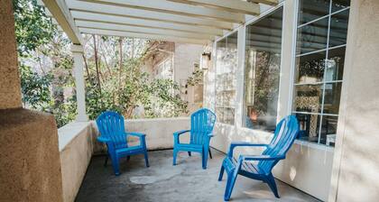 Central Coziness - Steps from Chico's Hub