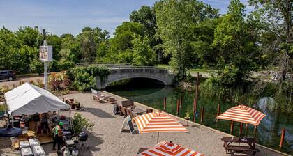 The Park @ The Park & River Chalet-2BD Lower Unit